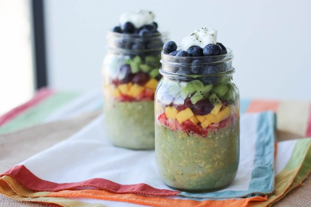 matcha_rainbow_overnight_oats_3_of_9.jpg