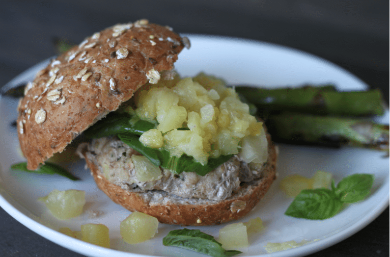 This round up of the 15 Best Healthy Burger Recipes on the web for Summer will have you totally jazzed about the summer months to come. 