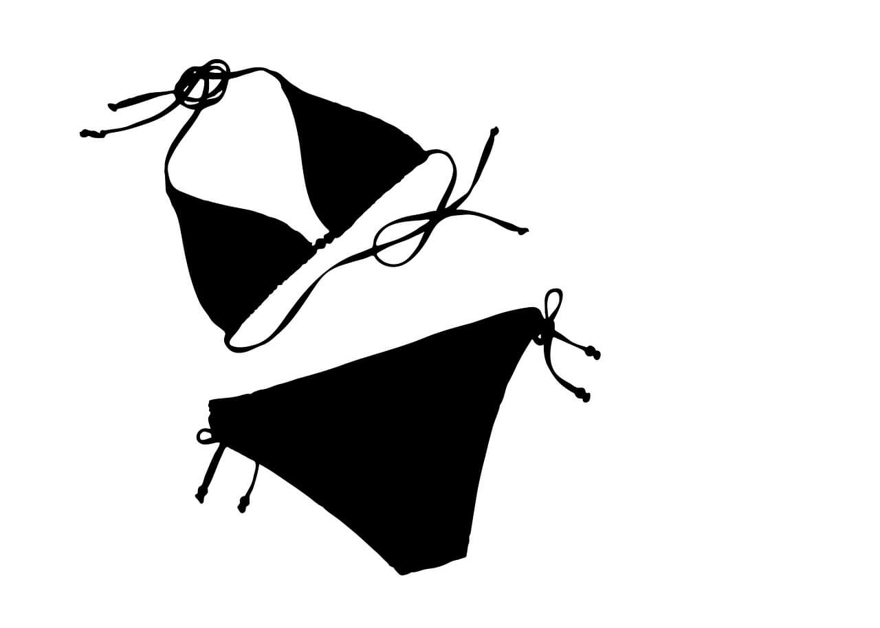 Photo of a black bikini to wear when you follow the bikini body guide.