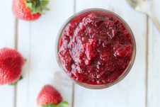 This healthy Cherry Strawberry Chia Jam will quickly become your go-to morning spread because it’s totally vegan, super healthy and low in added sugar!