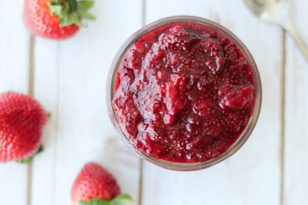 This healthy Cherry Strawberry Chia Jam will quickly become your go-to morning spread because it’s totally vegan, super healthy and low in added sugar!