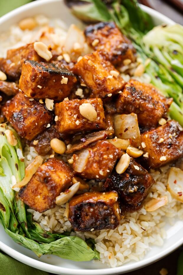 A close up of spicy peanut tofu.