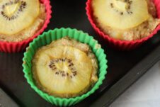 These tropical baked oatmeal muffin cups are gluten free, dairy free and low in fat! The perfect make-ahead on-the-go breakfast!