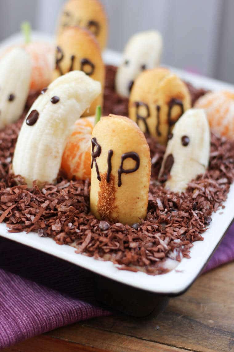 Healthy Halloween Dessert Dip | Edible Graveyard | Vegan Reduced Sugar ...