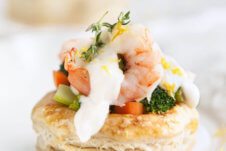This elegant vol au vent recipe with shrimp and broccoli will make a stunning holiday appetizer for your Thanksgiving or Christmas dinner.