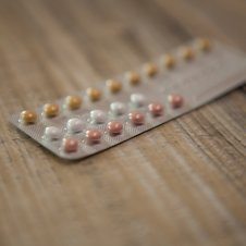 Does the birth control pill cause weight gain? I look at the research and share the pill options that are the best and worst for weight gain.