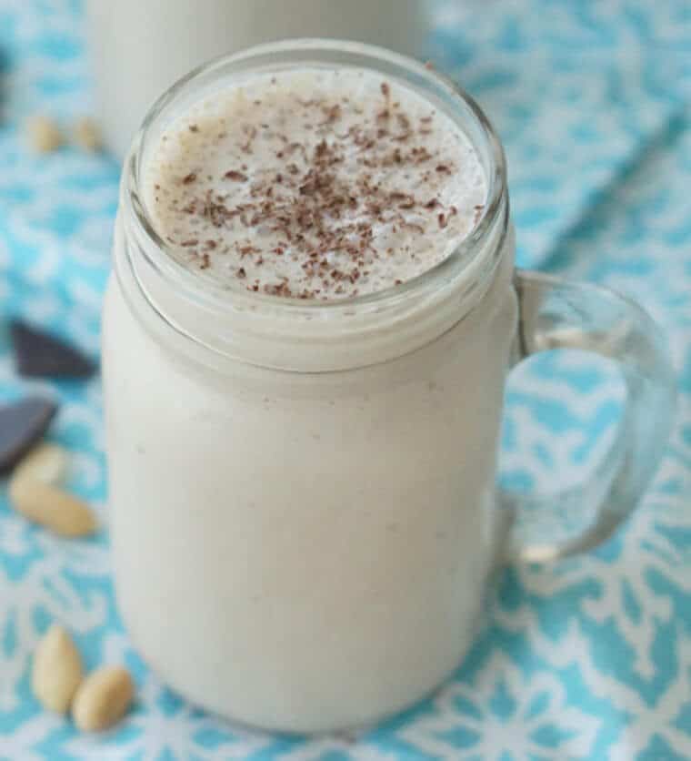 Smoothie in a mason jar.