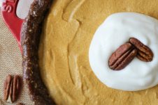 No matter the food intolerances or allergies at the table, I’ve got you covered with a roundup of 15 of the best healthy gluten free thanksgiving dessert recipes!