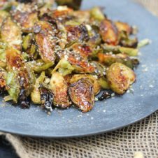 I'm spicing things up for Thanksgiving by serving up my tasty vegan and gluten free sweet chili roasted brussels sprouts side dish.