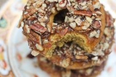 Skip the store bought doughnuts because these DIY vegan and gluten free pecan pumpkin pie donuts will be your new BFF for Thanksgiving and Christmas. 