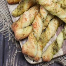 Close up of pesto pizza twists.