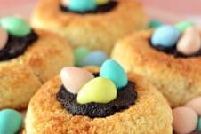 These delicious vegan recipes are perfect for sharing with family and friends this Easter long weekend!