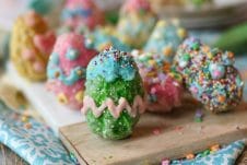 These Vegan Gluten Free Rice Krispies Easter Eggs are coated in a Homemade Vegan White Chocolate that is easy for the whole family to decorate with different colours, sprinkles and candies!