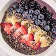 I share three kid-approved allergy-friendly recipes and some top tips to help prevent food allergy reactions in you and your kids.