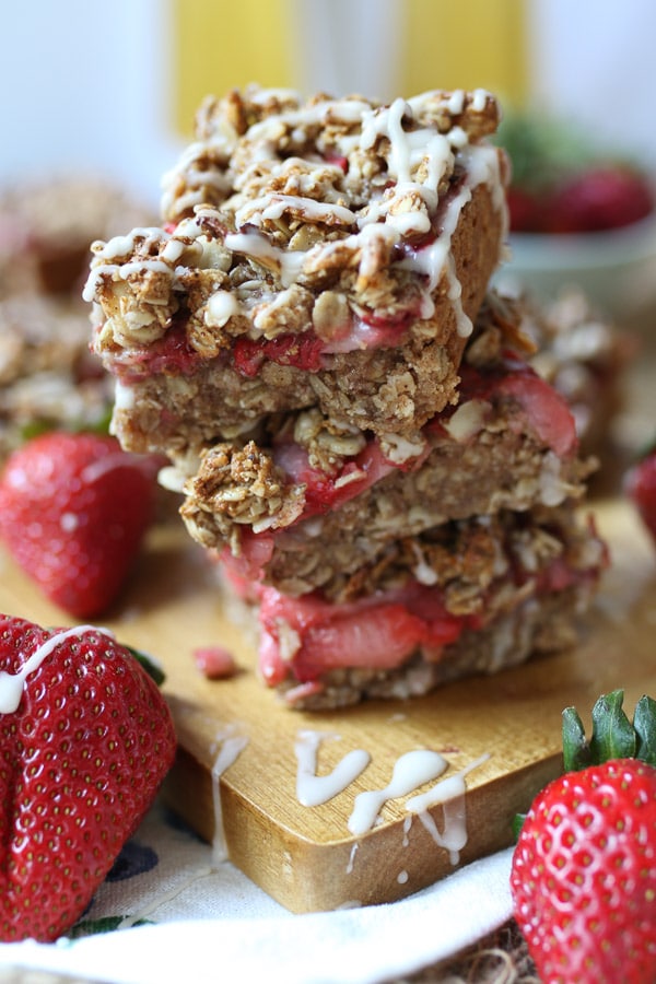 These Gluten Free Vegan Patriotic Oatmeal Breakfast Bars are the perfect way to celebrate the 4th of July and Canada Day with red, white and blue or red and white colours!
