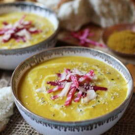 With winter around the corner, this vegan yellow beet coconut curry soup is the perfect gluten free recipe to stay warm and cozy. Whether your entertaining for the holidays or needing an easy weeknight dinner recipe, this vegan curry soup will do the trick.