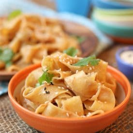 These Easy Peanut Butter Noodles are perfect for Baby Led Weaning (BLW) with babies 6 months or older as an easy allergen introduction recipe.