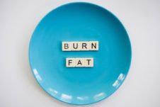 Blue plate with the words burn fat.