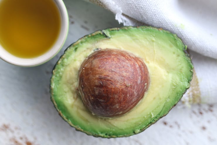 Avocado and oil as part of a heart healthy diet.