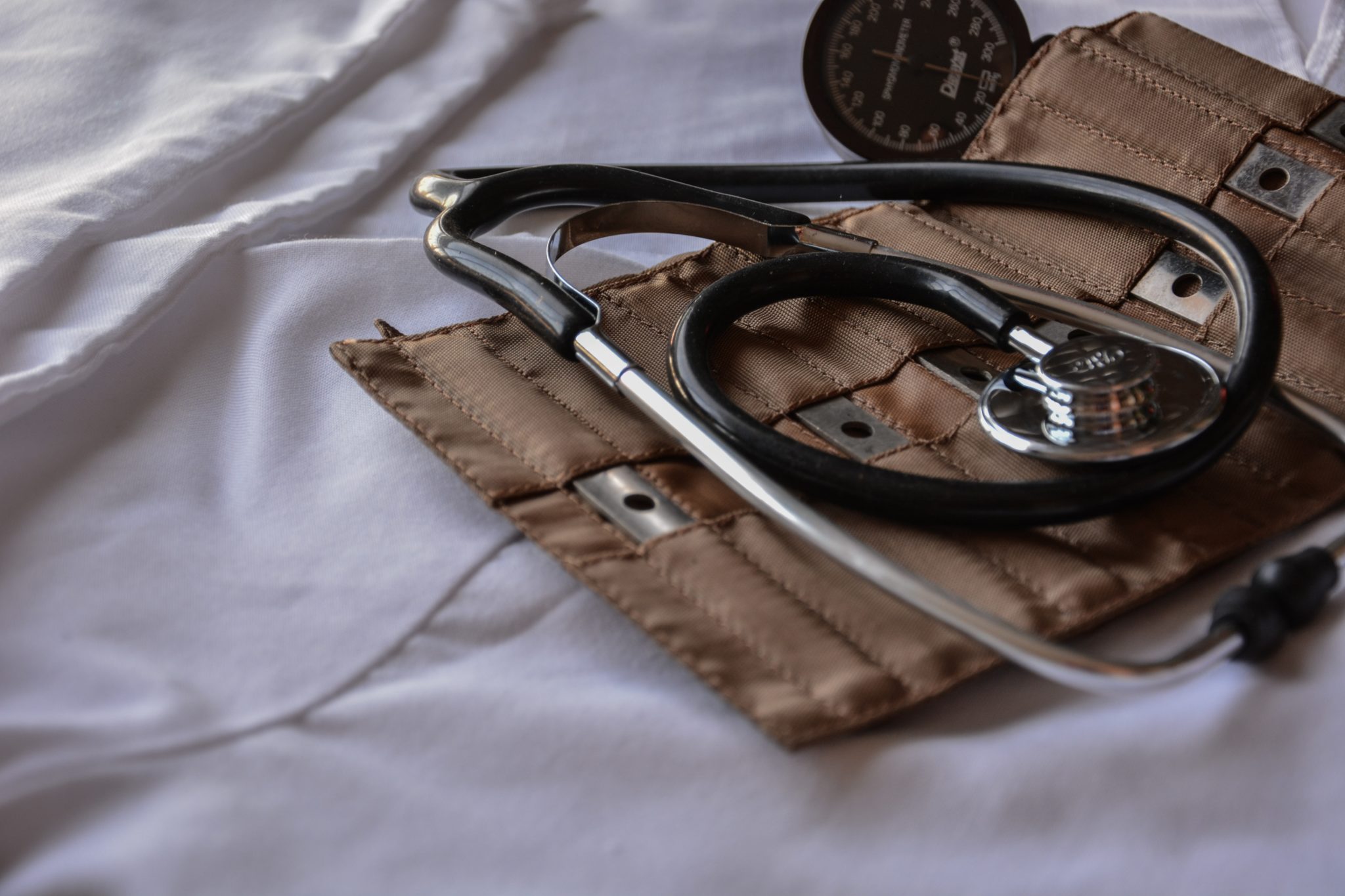 image of tools used to monitor blood pressure