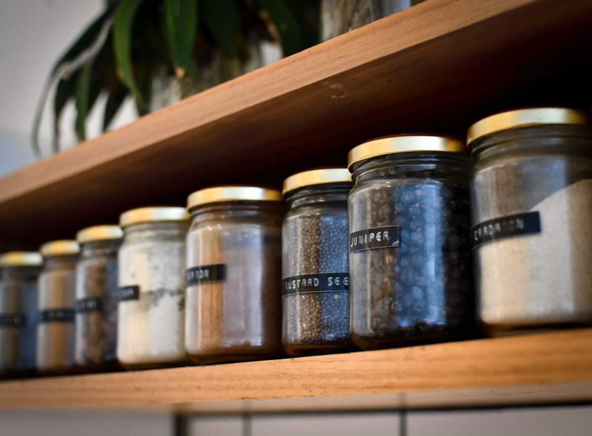 a spice rack to flavour food for picky eaters 