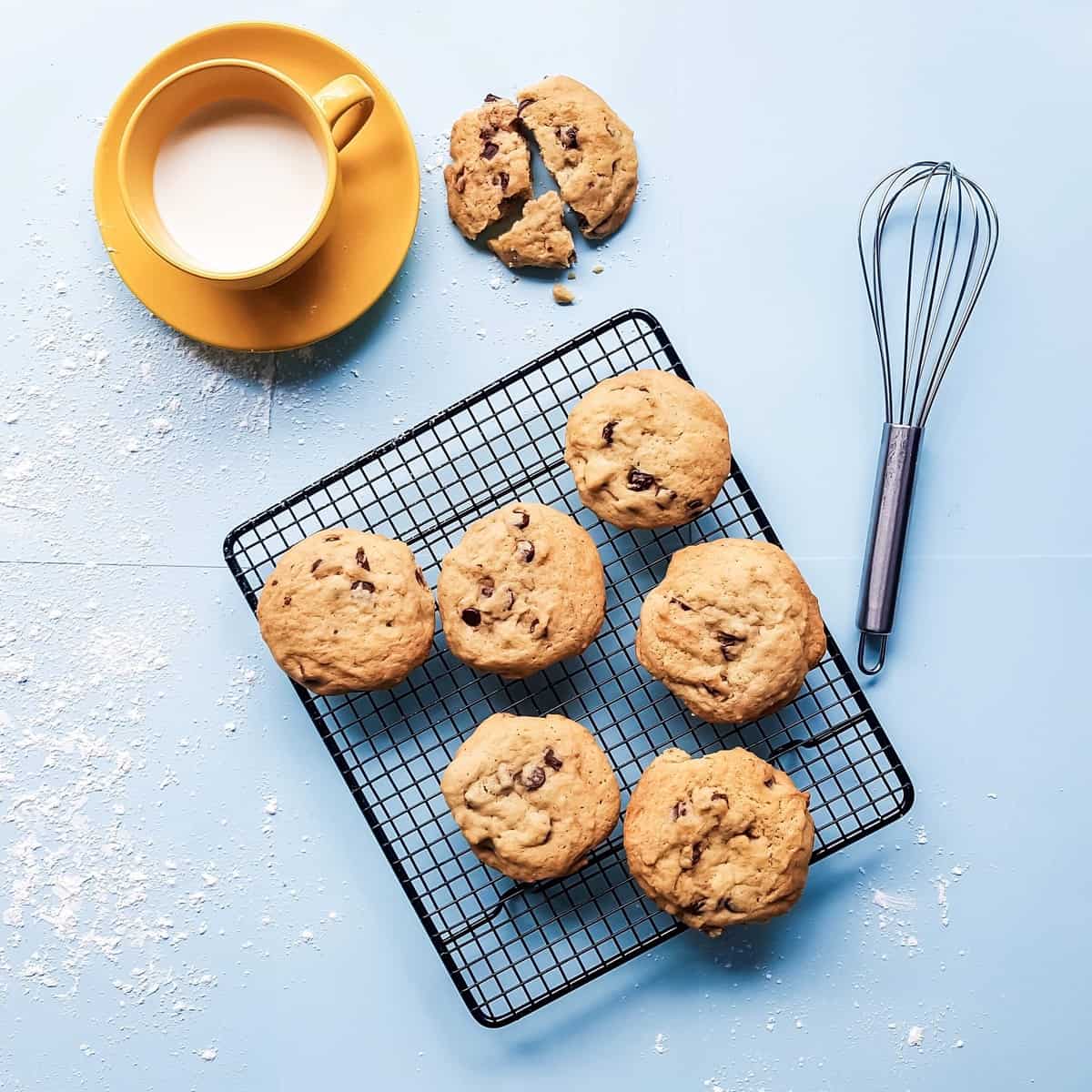 Birds eye view of cookies cooling on a cooling rack. 