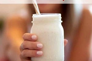 Pinterest graphic with a smoothie with text overlay "is shakeology worth it? a dietitian's opinion"