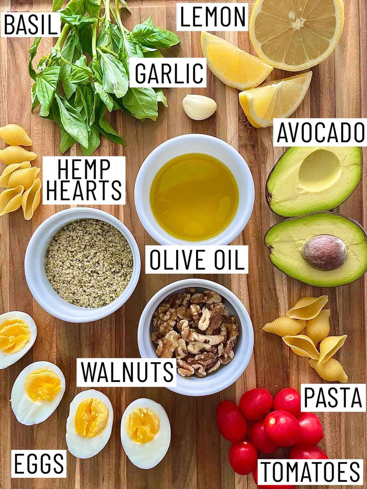 Ingredients needed to make avocado pasta.