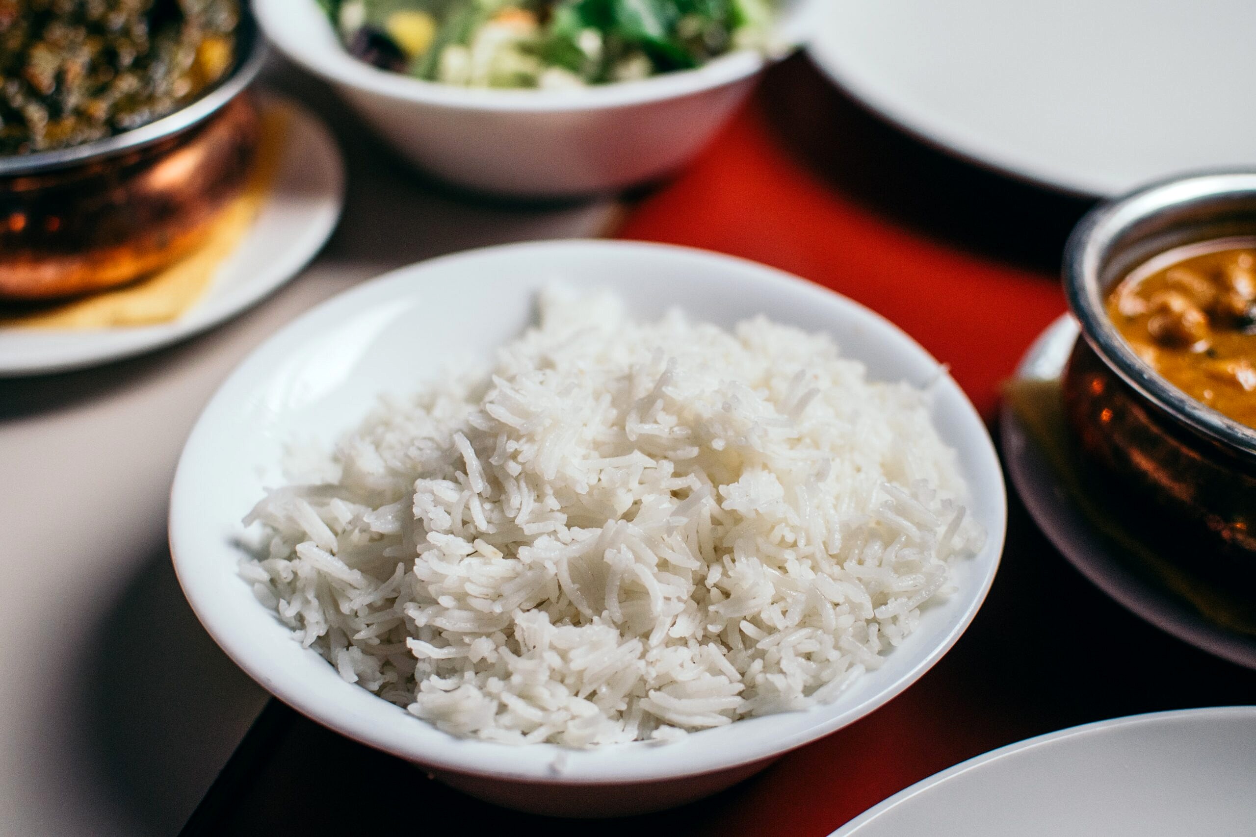 Bowl of white rice to represent carbs that raise insulin and weight gain.