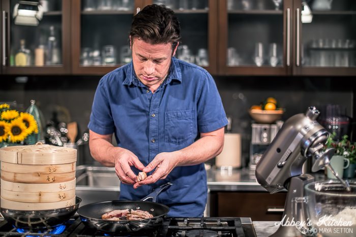 Jamie_Oliver_1_of_15.jpg