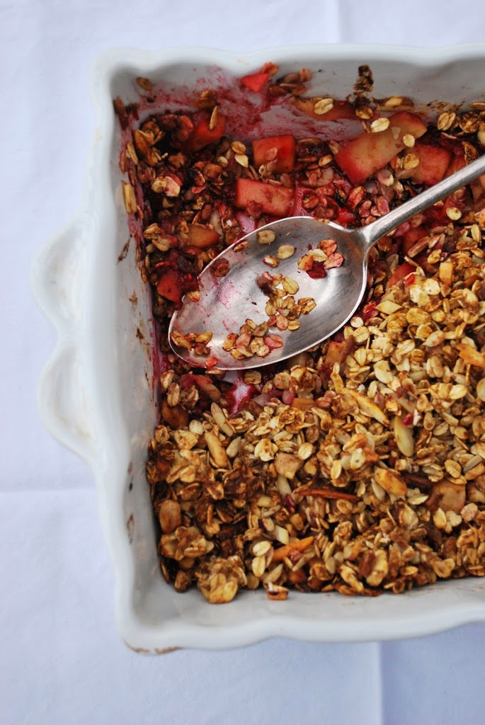 Rasberry-2BGranola-2BCrumble-2B013.jpg