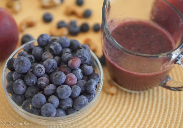 blueberry_peach_salad_5_of_6.jpg