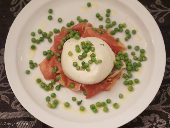 burrata_peas_prosciutto_3_of_5.jpg