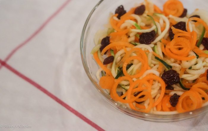 carrot_apple_raisin_salad_spiralizer_recipe_4_of_6.jpg